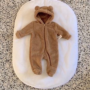 Old Navy Bear Ear Hooded Jumpsuit (3-6 months)